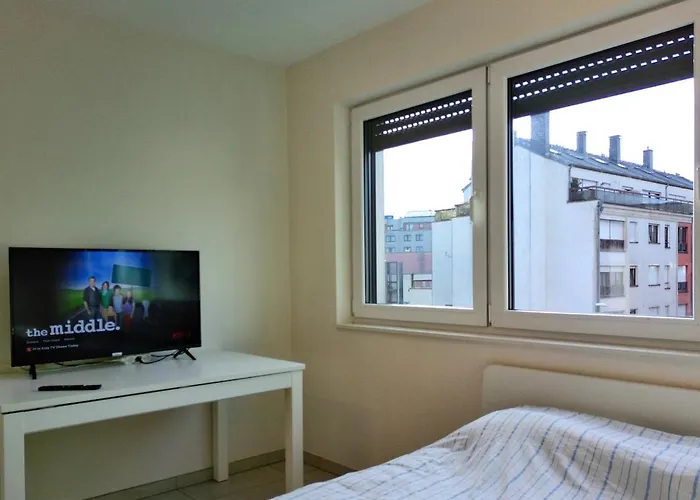 Elegant At Gare 公寓 *