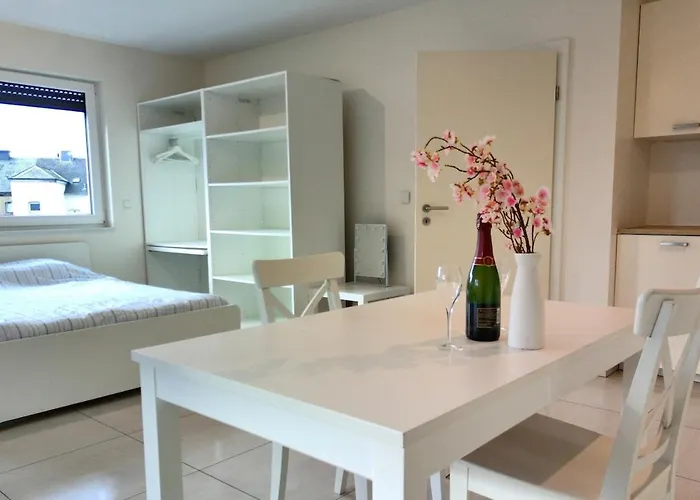 아파트 Elegant At Gare