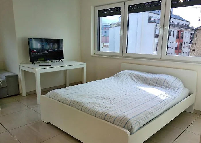 아파트 Elegant At Gare *